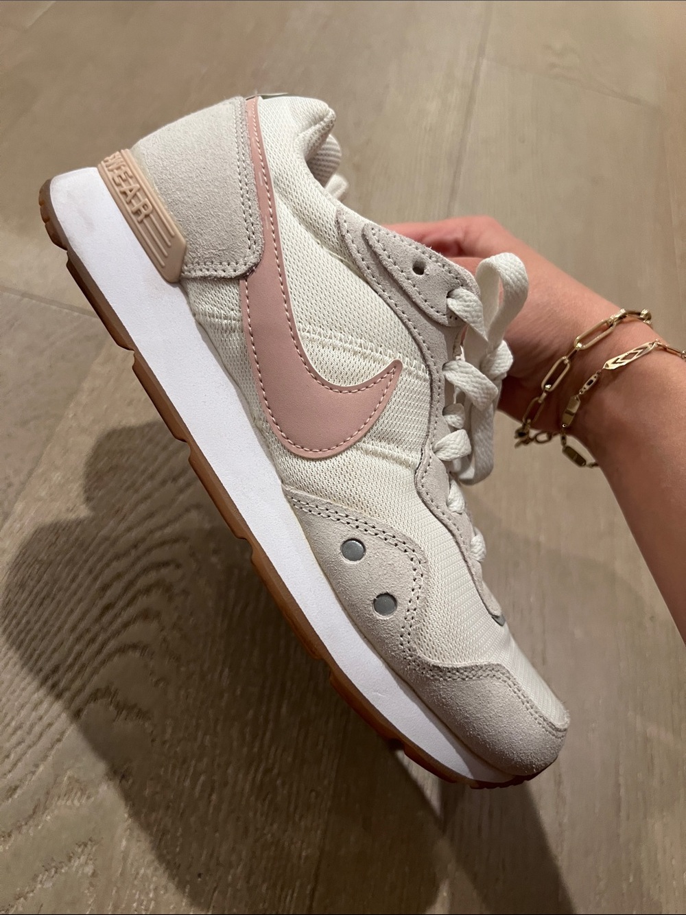 Nike Women’s White & Blush Retro Runner Sneaker - Picture 1 of 7